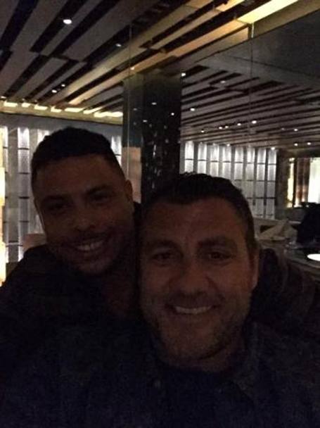 Bobo Vieri c&#39;era gi stato recentemente dalle parti di New York: il 18 febbraio aveva anche incontrato un altro dei suoi ex compagni, Ronaldo, il fenomeno. Twitter